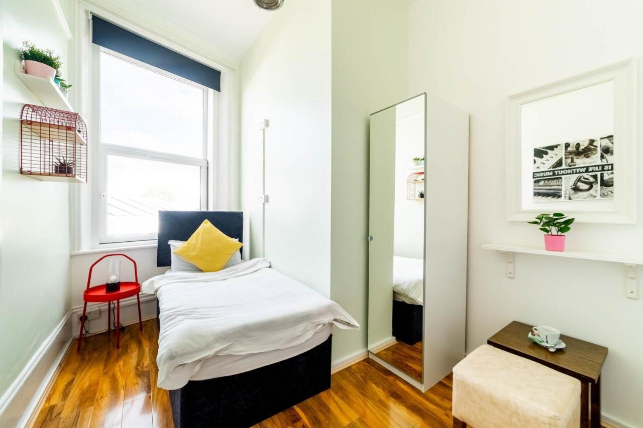 Book A Bed Hostels London Bilik gambar