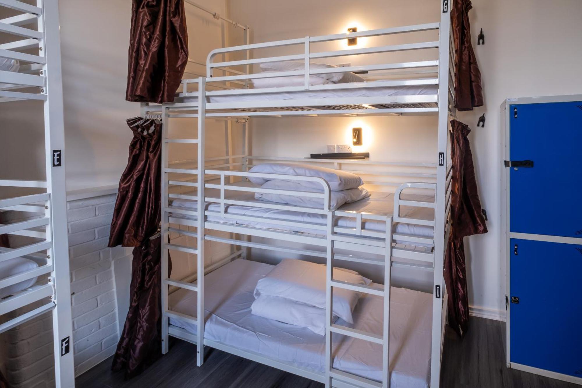 Book A Bed Hostels London Bilik gambar