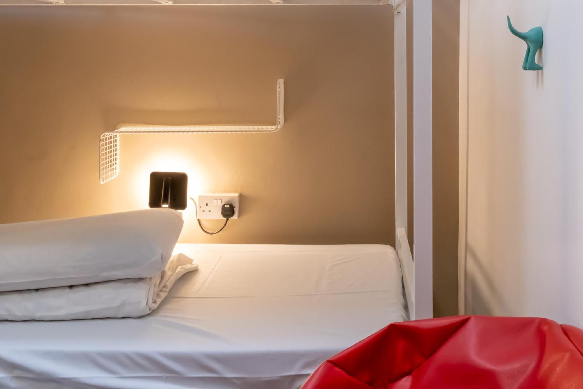 Book A Bed Hostels London Bilik gambar
