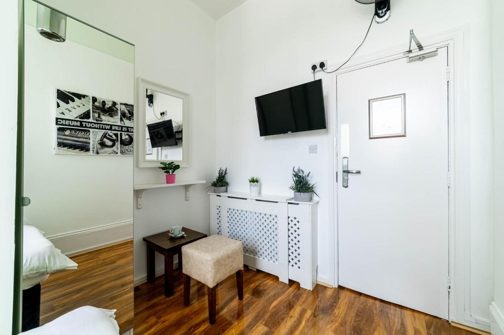 Book A Bed Hostels London Bilik gambar